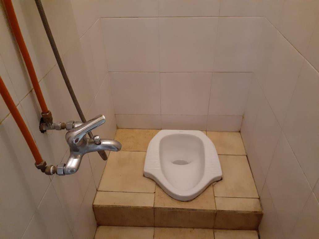 Kost Carmelia Syariah Baranangsiang Bogor Hotel Cameră foto